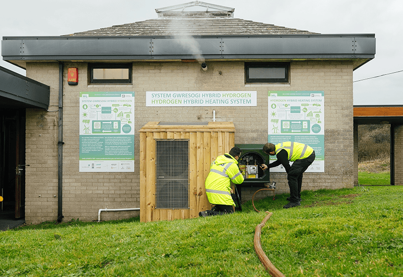 Installing hydrogen heating system